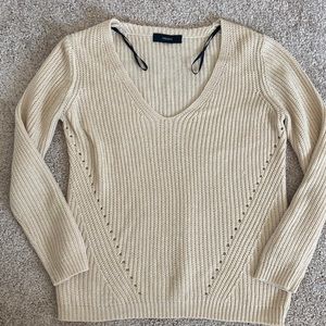 Women’s V Neck Sweater